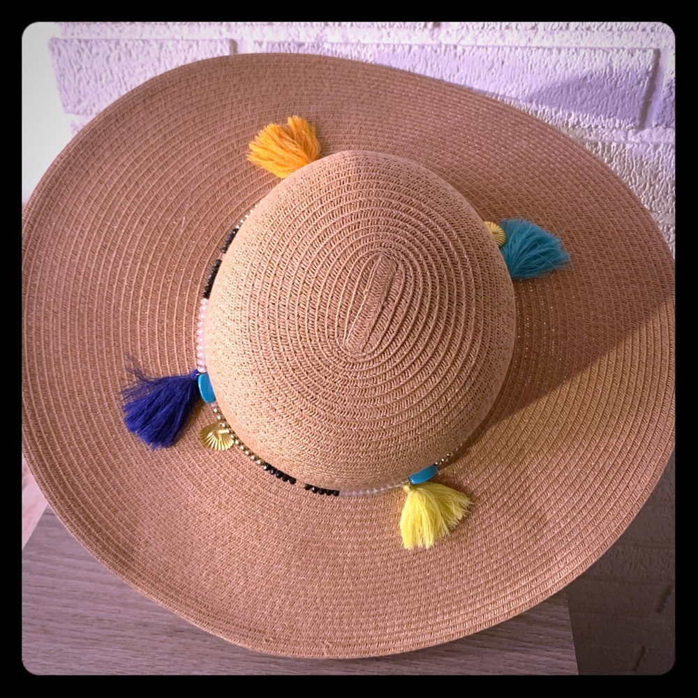 Beach hat.